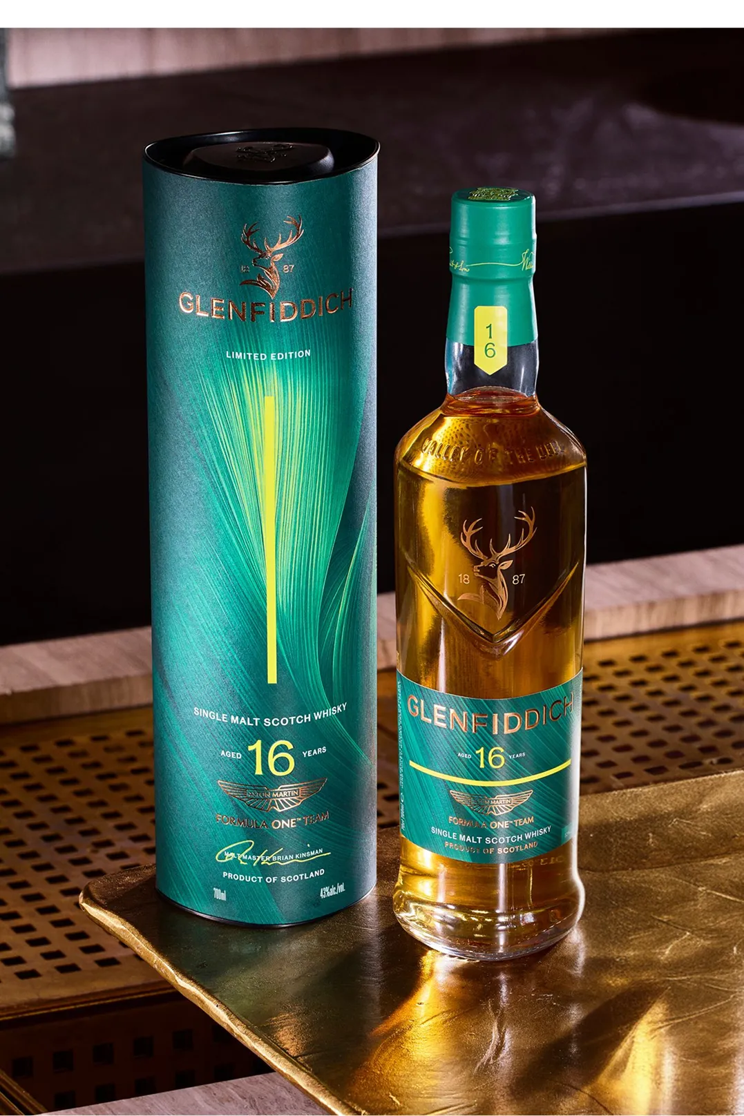 Glenfiddich Aston Martin F1 16 Year Old No.2: five casks in place of the all-American-oak first release