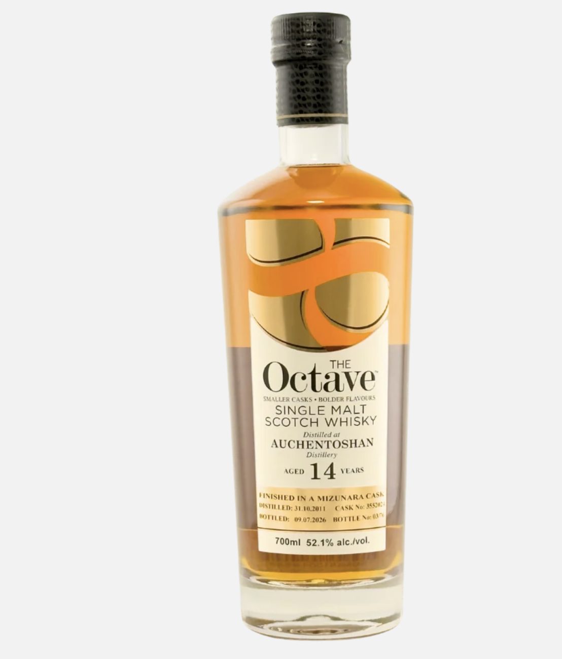 Duncan Taylor’s first Mizunara Octave is a 14-year-old Auchentoshan, and a light Lowland spirit is built for it